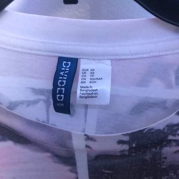 HM xs tee - Picture 2 of 3